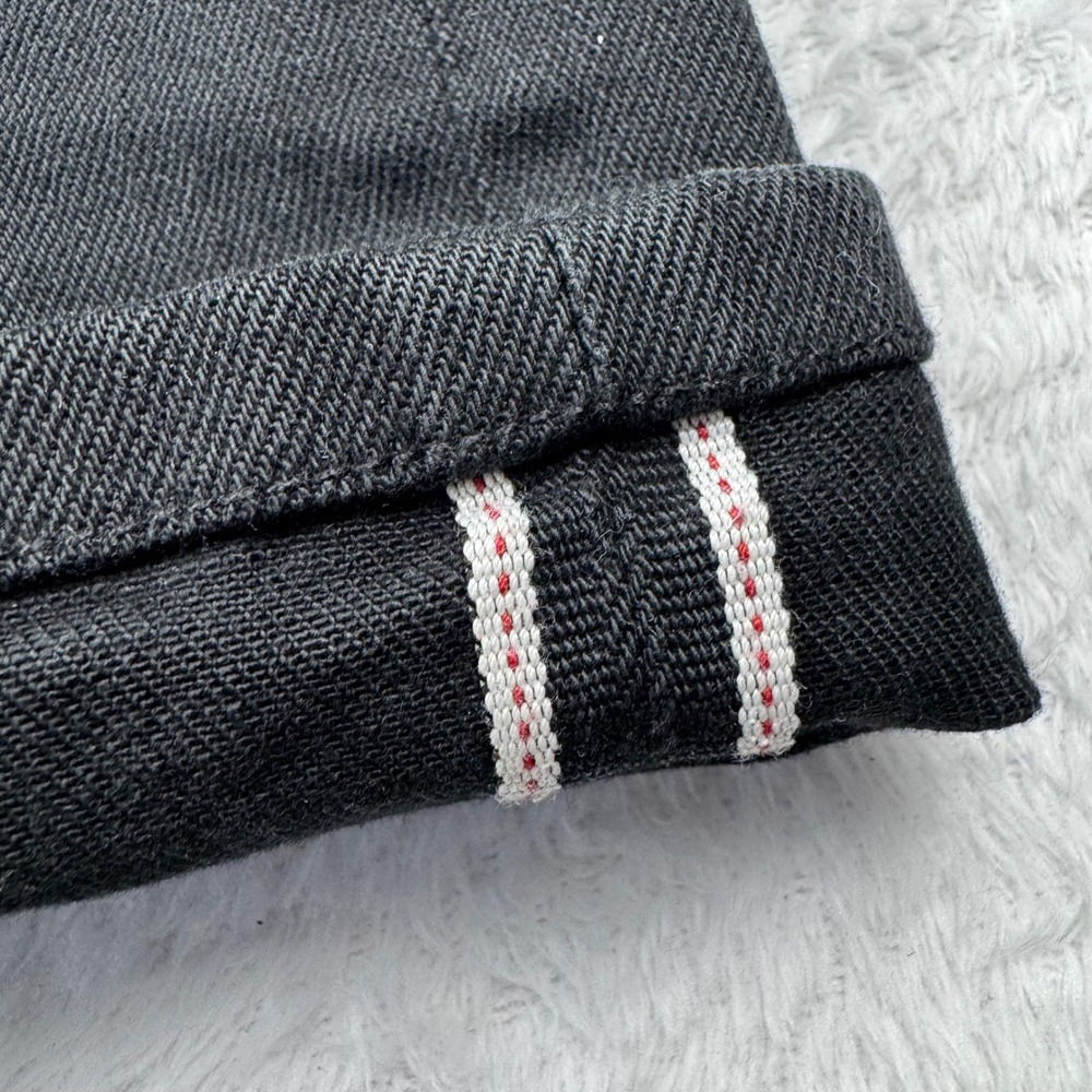 Uniqlo Selvedge Jeans Slim Straight Mens 32x28 Black Low Rise 321-409656